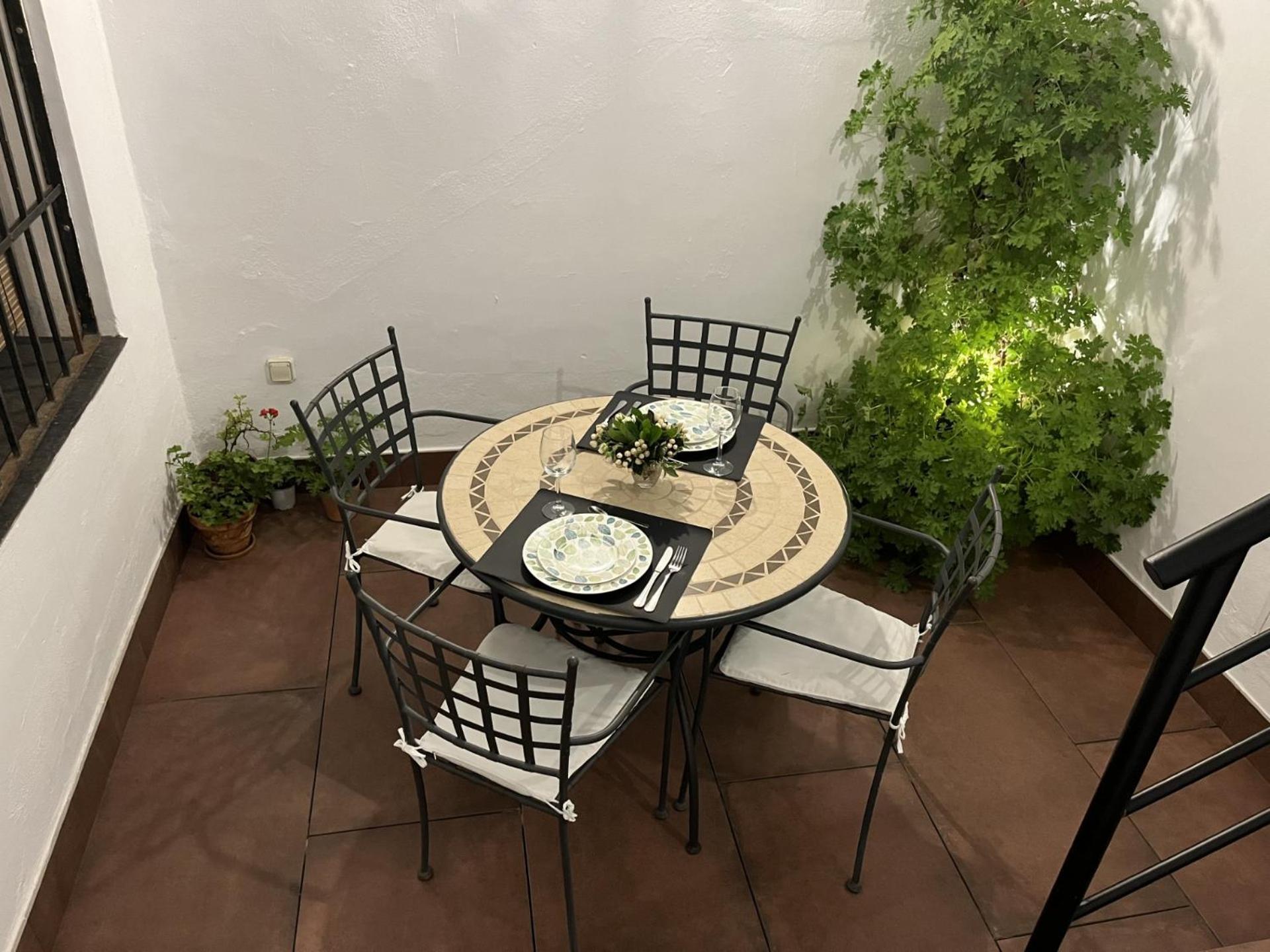 Apartamentos Alfonso XIII Кордоба Екстериор снимка
